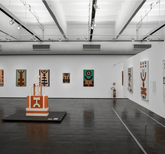 gallery-hall